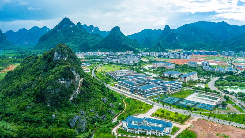 电子设计项目报价的准确性受到多种因素的影响，主要包括以下几方面：